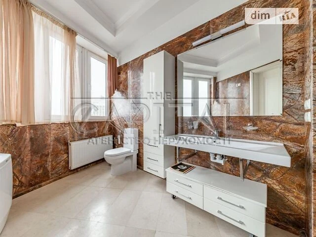 Продаж 5к квартири 267 кв. м на пров. Несторівський 6 • ID 3
