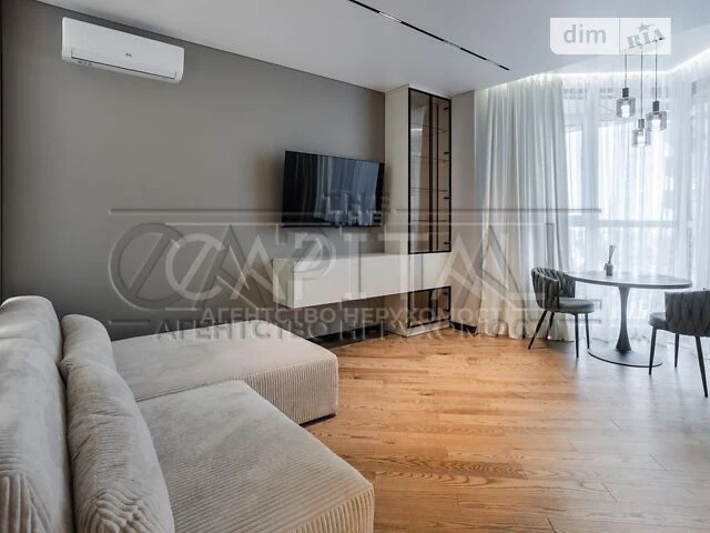 Sale of 1-room apartment 49 sq. m. on Andriy Verkhoglyada St. 4B • I
