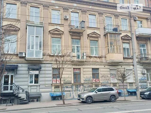 Продажа 2к квартиры 55 кв. м по ул. Большая Житомирская 34 •