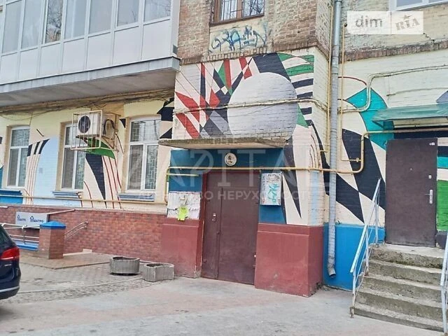 Продажа 2к квартиры 55 кв. м по ул. Большая Житомирская 34 •