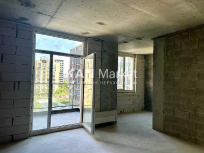 Продаж 2к квартири 75,9 м у Файна Таун