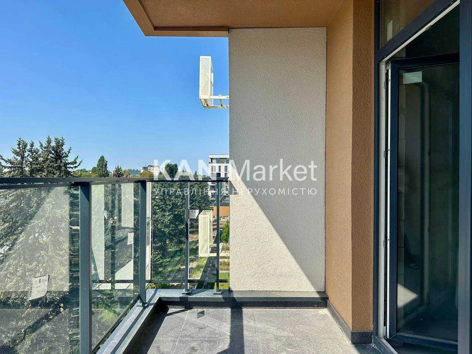 Продаж 2к квартири 75,9 м у Файна Таун