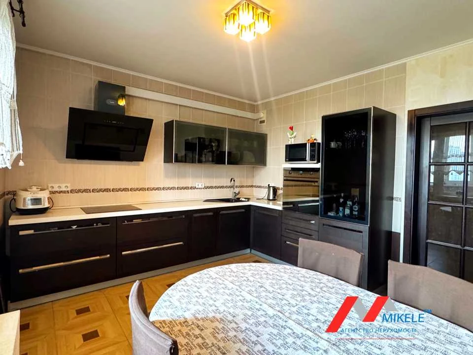 Квартира. Киев, Николая Бажана просп.