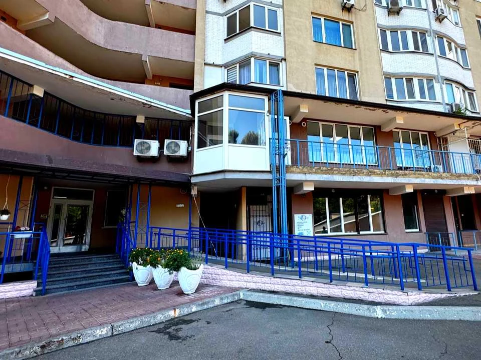 Квартира. Киев, Николая Бажана просп.