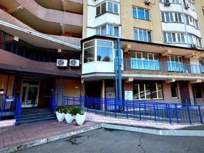 Квартира. Киев, Николая Бажана просп.