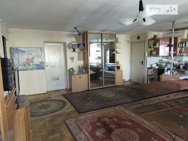 Продаж 3к квартири 70 кв. м на вул. Борщагівська 173/187 • I