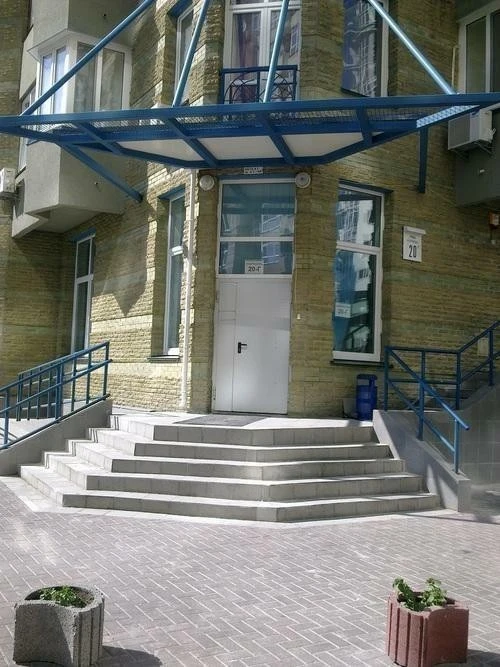 Sale of 2-room apartment 81.5 m², Kudryashova St., 20G