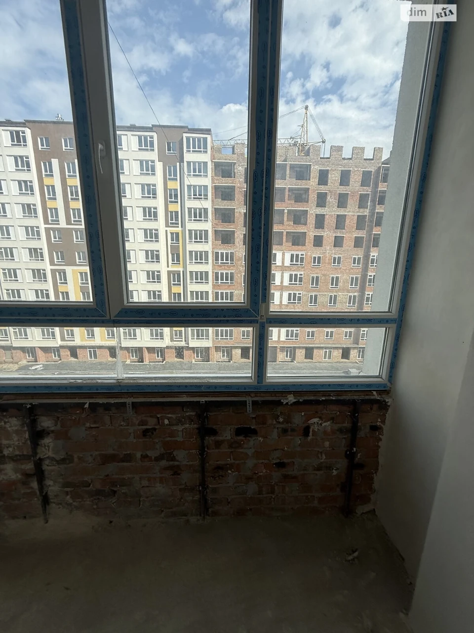 Продаж Квартира Виставка