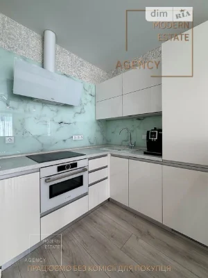 Sale of 2-room apartment 96 sq. m on Knyazya Romana Mstislavycha Street