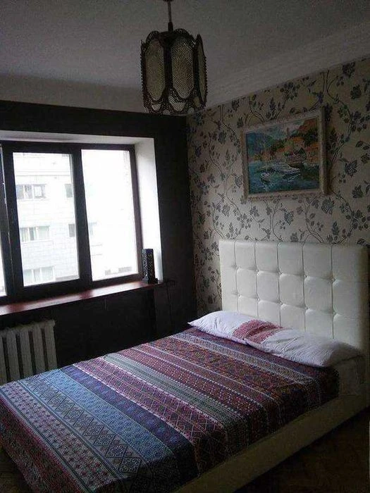 3-room apartment for sale near the metro station Polytechnic Institute, Bereste Avenue