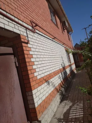 House Yuzhny/Kommunarsky plus second house Possible by certificate,