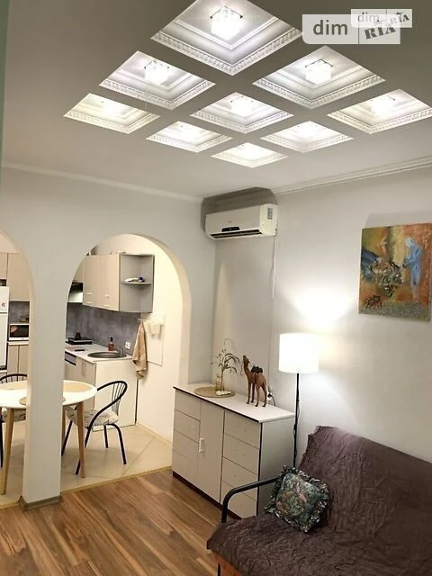 Sale of 2-room apartment 46 sq. m. on Igora Branovytskoho St. 3 •