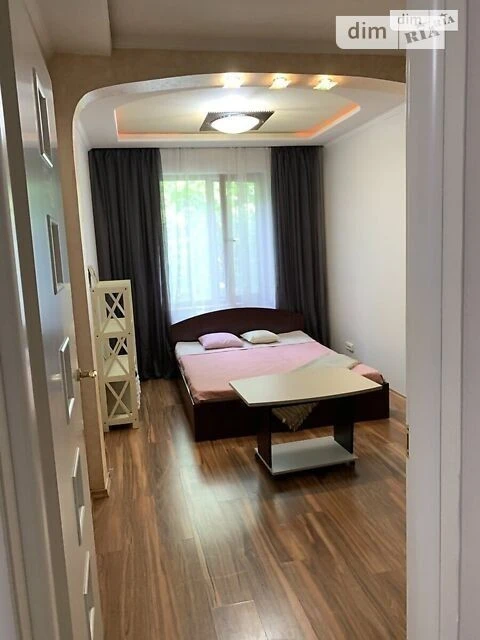 Sale of 2-room apartment 46 sq. m. on Igora Branovytskoho St. 3 •