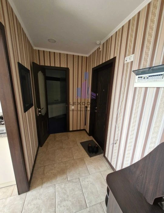 EXCLUSIVE! 1-room apartment for sale, Mezhova St., building 23-B, Vinogr