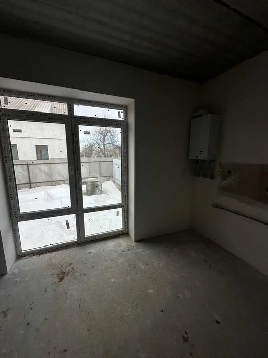 Продам будинок на вул.Богомольця 5330