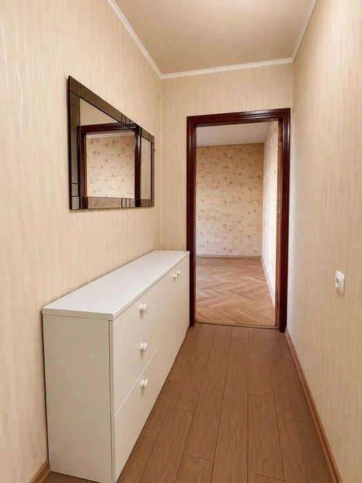 Продаж 3 кімнатної квартири в Соломянському районі Києва Мед