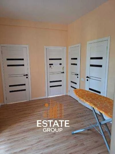 Продажа: 3-х комнатная квартира, ул. Широкая.