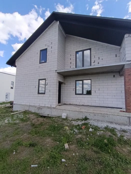 4-room house for sale in Vinnytskie Khutor.