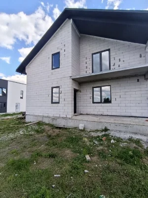 4-room house for sale in Vinnytskie Khutor.