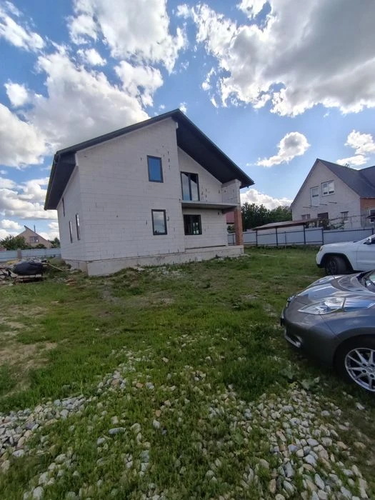 4-room house for sale in Vinnytskie Khutor.