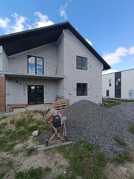 4-room house for sale in Vinnytskie Khutor.