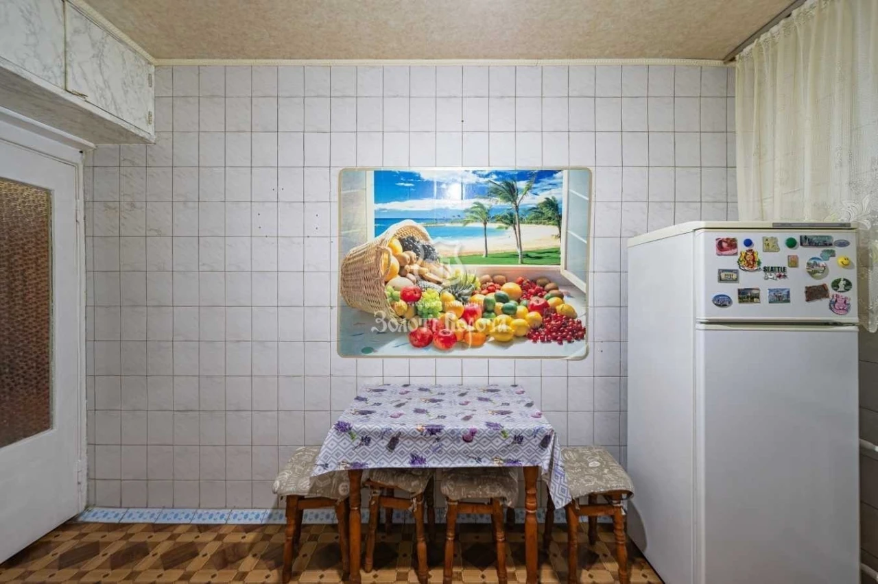 Sale of a 3-room apartment of 70.1 m², 28 Svetlytskyi str