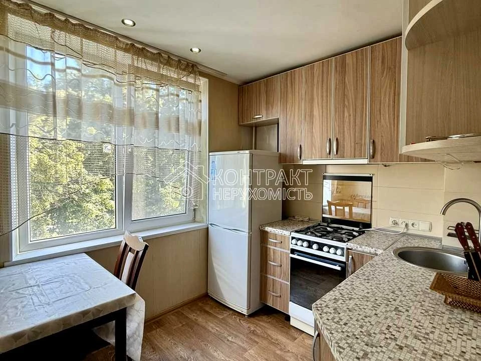 Apartment. Kharkiv, Yubileiny Ave. ()