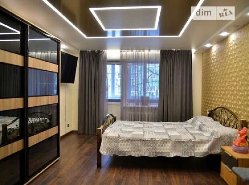 Продается 3 ком. кв. ул. Дудыкина в Днепровском районе.