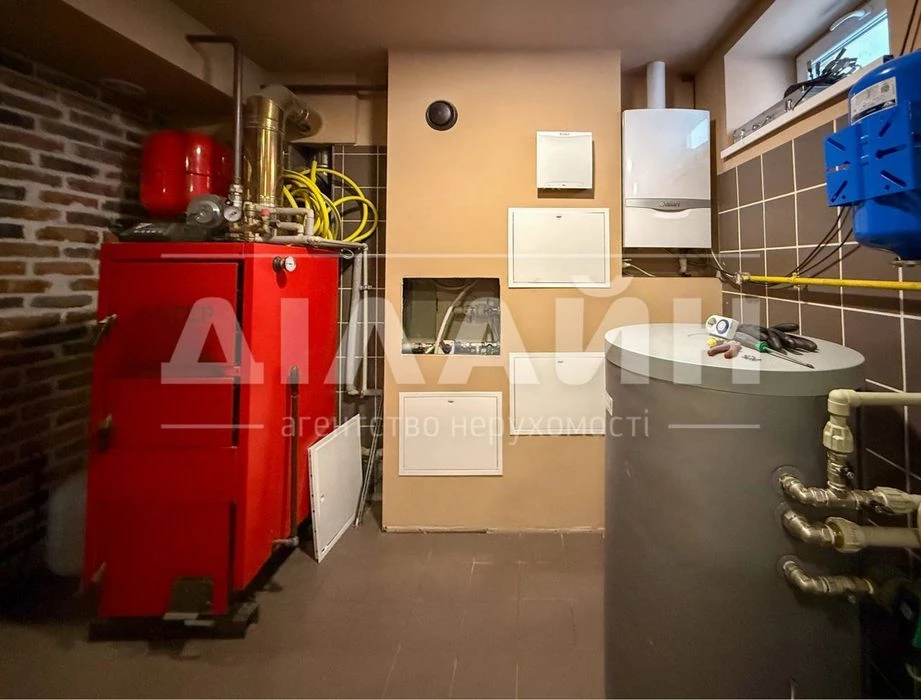 PREMIUM class house on a beautiful territory of 300 m2, 4 bedrooms