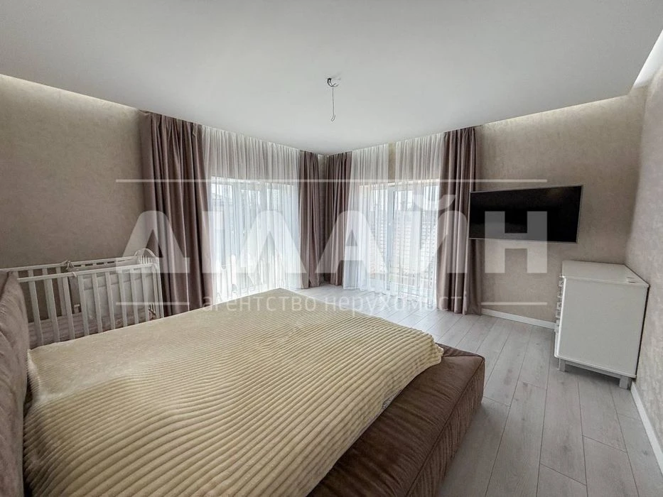PREMIUM class house on a beautiful territory of 300 m2, 4 bedrooms
