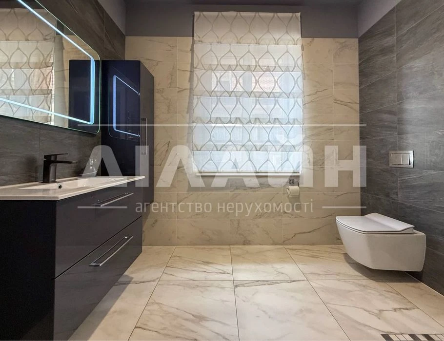 PREMIUM class house on a beautiful territory of 300 m2, 4 bedrooms