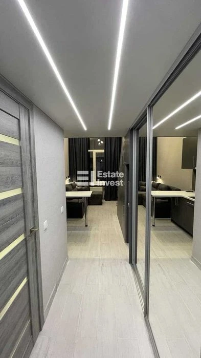 I will sell a 1-room apartment in the residential complex Vorobyovy Gory-8, Shevchenkov lane