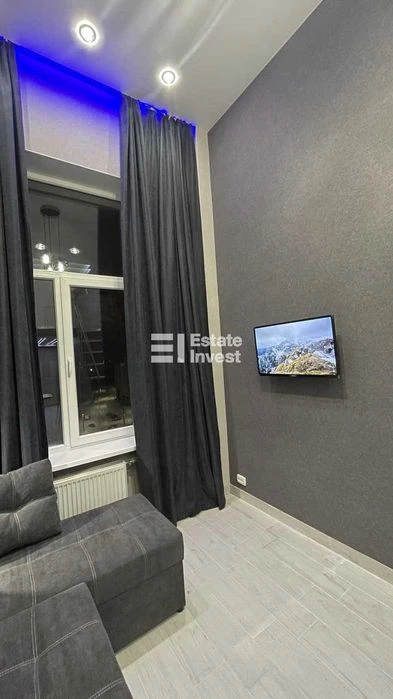 I will sell a 1-room apartment in the residential complex Vorobyovy Gory-8, Shevchenkov lane