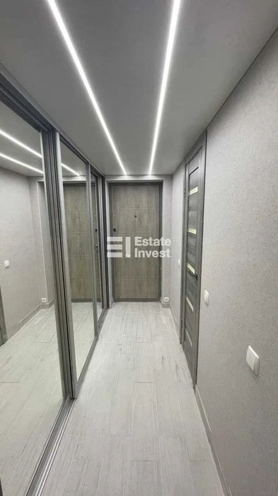 I will sell a 1-room apartment in the residential complex Vorobyovy Gory-8, Shevchenkov lane