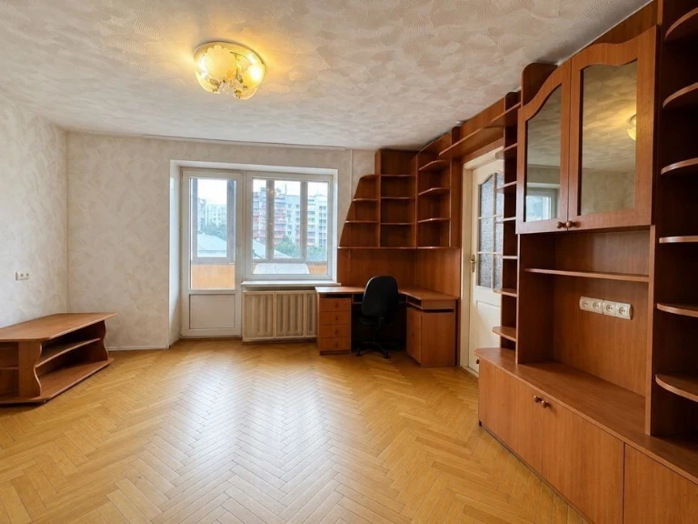 Without % For sale 4k apartment Kopylivska st. 31 Kurenivka Po