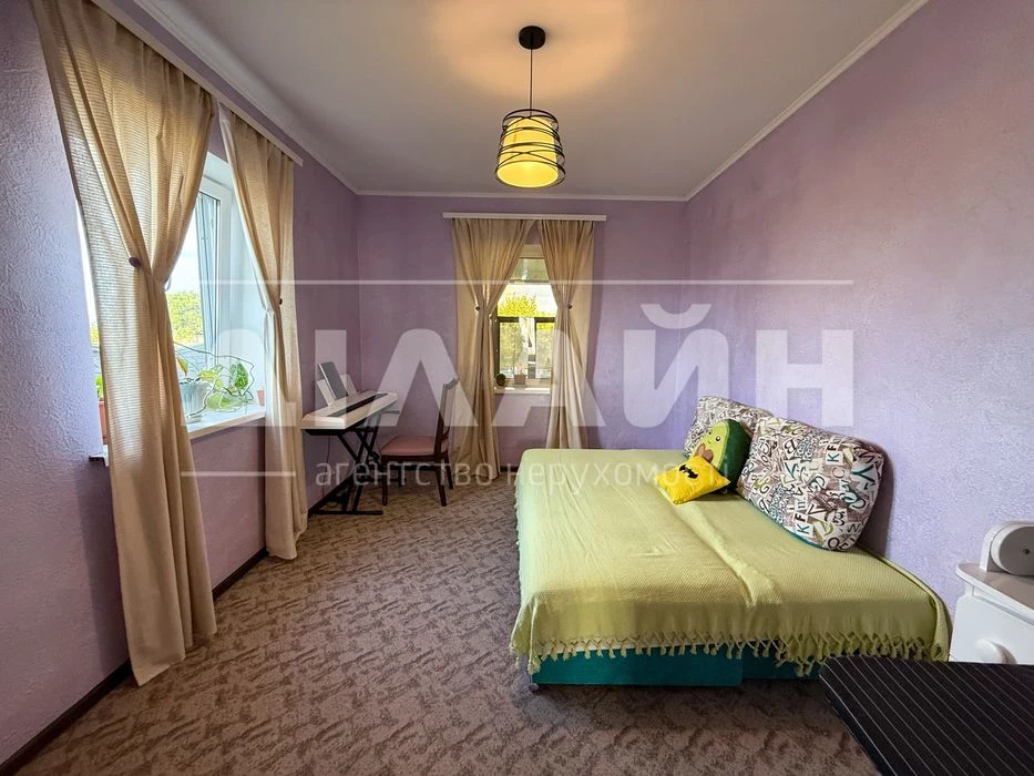Premium house on Dniprovskaya, 250 m2, 15 acres