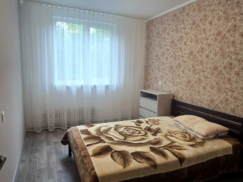 Apartment. Kharkiv, Metrostroynikov St.