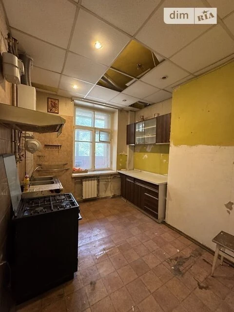 Sale of 3-room apartment 81.7 sq. m. on Hetman Pavla Skoropa street