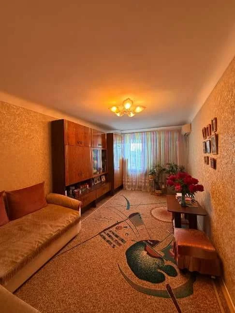 Двухкомнатная квартира в центре города.