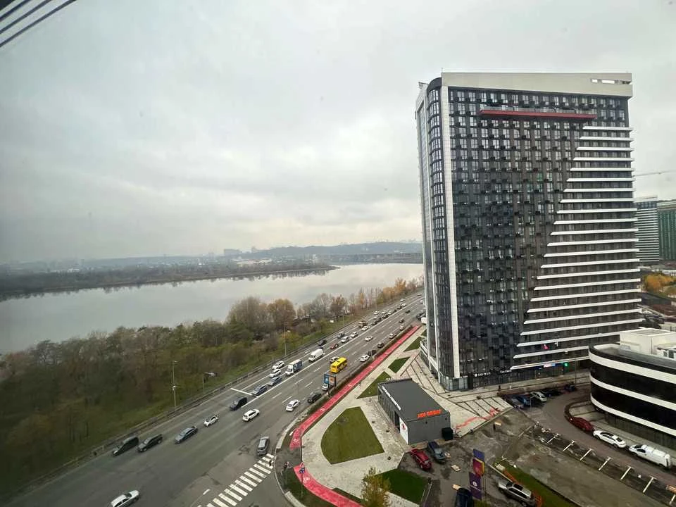 Квартира. Київ, Дніпровська набережна вул.