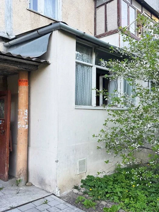 Продам 1-комнатную квартиру ул. Черновола, с мебелью и тех.