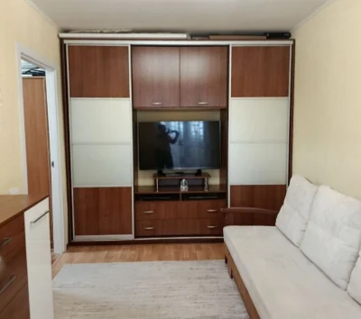 Продам 2к квартиру ж/м Приднепровск/ Самарский район/Левый б