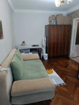 One-room apartment on Vyrskoho Street, 10 (Nyvky)