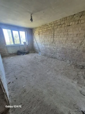 Продам 3-кімнатну квартиру 59,9 м² біля метро Лісова | вул.