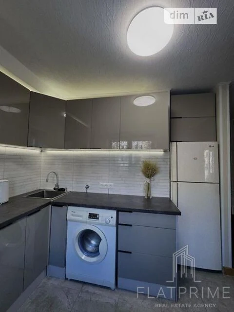 Sale of 3-room apartment 72 sq. m on Peremohy St. 20 • ID 3473308