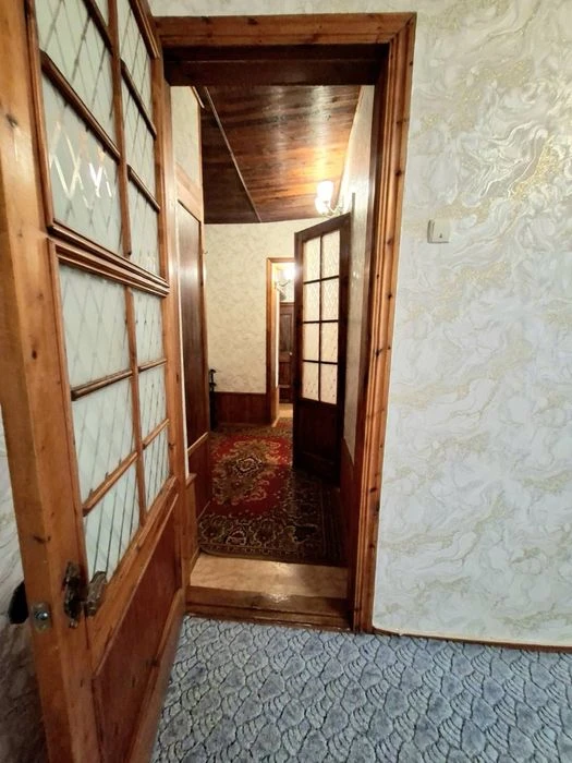 2-room apartment for sale on Valeriia Lobanovskogo St.