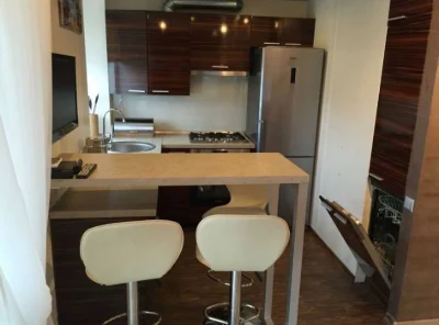 I will sell 2 k. renovated apartment Center Prospekt Polya