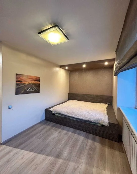 I will sell 2 k. renovated apartment Center Prospekt Polya