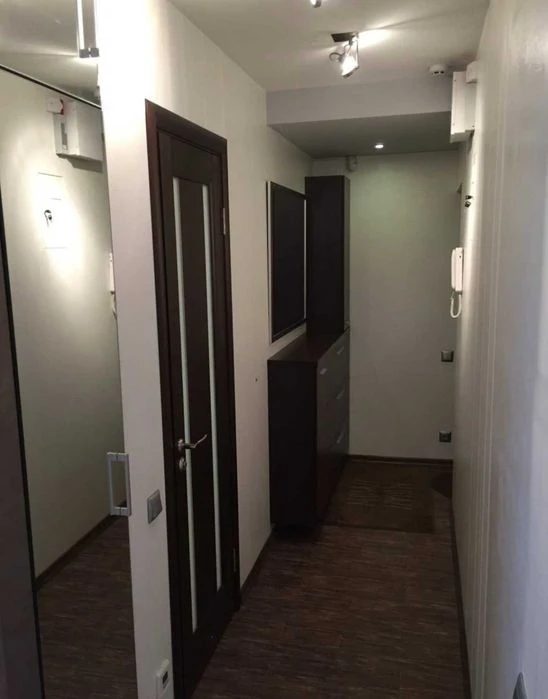 I will sell 2 k. renovated apartment Center Prospekt Polya