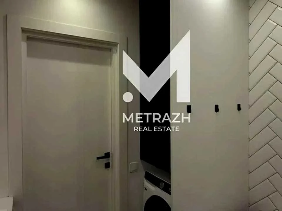 Apartment. Kharkiv, Peremohy Ave., 65g k.